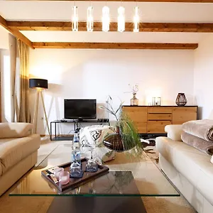 Karin Apartment Kierwang